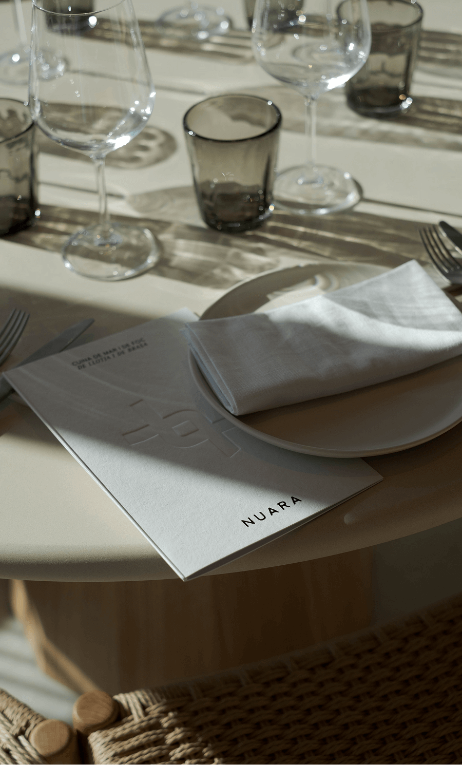 Carta d'arrossos, peix salvatge, carns i marisc al Restaurant Nuara | Balcó Gastronomic del Port Olimpic de Barcelona